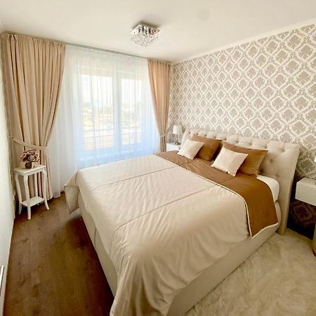 Die Oase - Luxurious Apartment Near The City Center With Free Parking บราติสลาวา ภายนอก รูปภาพ
