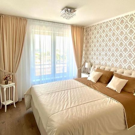 Die Oase - Luxurious Apartment Near The City Center With Free Parking บราติสลาวา ภายนอก รูปภาพ